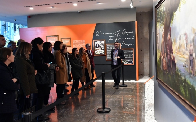 Akademisyenlerin Tarih Yolculuğu