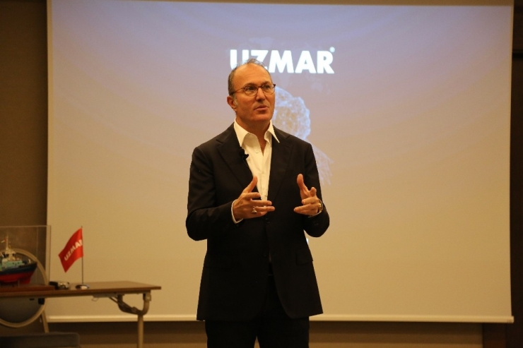 Kaptansız Gemi Geliyor