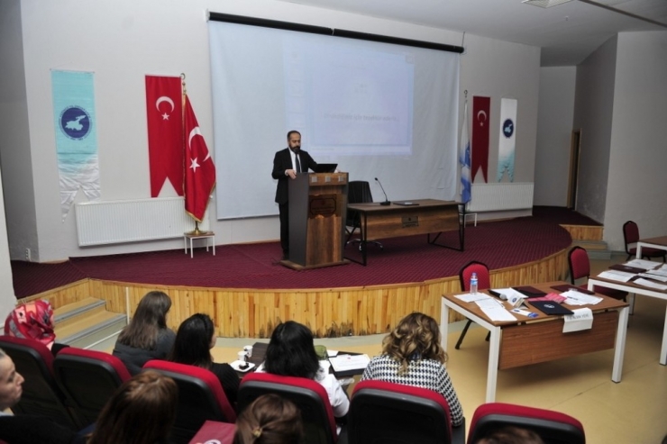 Dursun Odabaş Tıp Merkezi’nde "İletişim, Motivasyon Ve Tükenmişlik Sendromu Semineri" Verildi