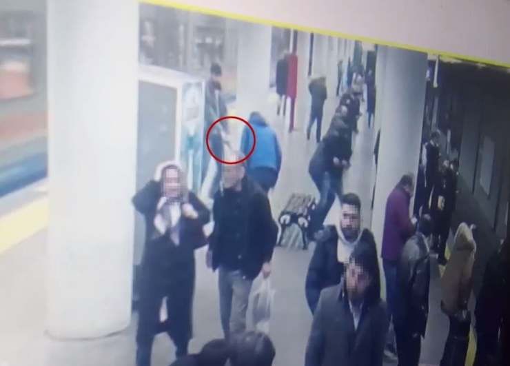 Otogar Metro İstasyonunda Yaşanan Dehşetin Görüntüleri Ortaya Çıktı