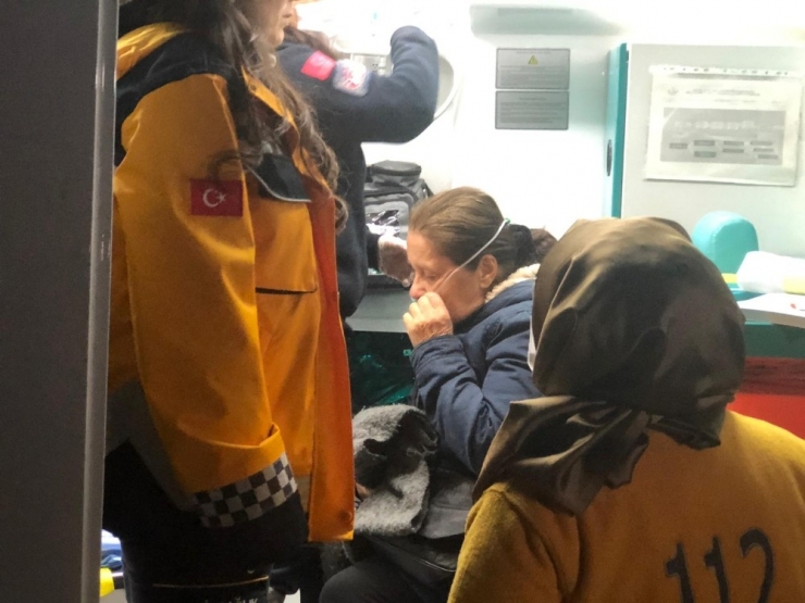 Ankara’da Yangın Çıkan Evdeki Köpek ‘Eva’ Kalp Masajıyla Kurtarıldı