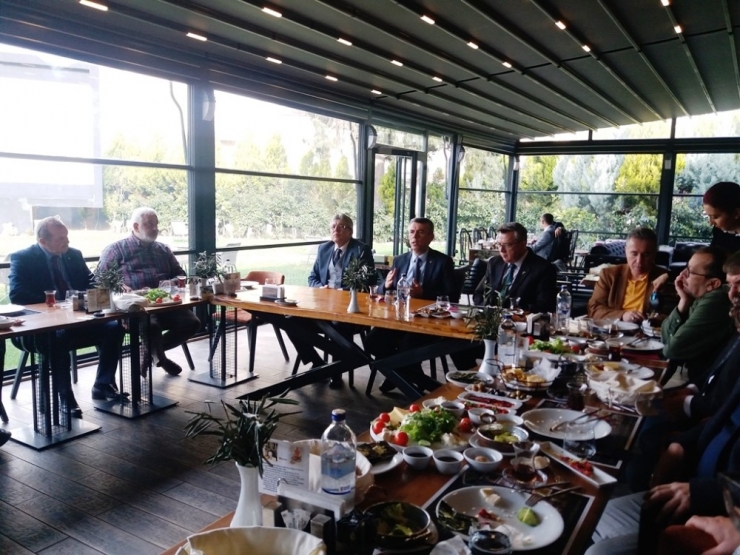 Edremit Körfezi Üniversite Kurma Ve Yaşatma Derneği Kuruldu