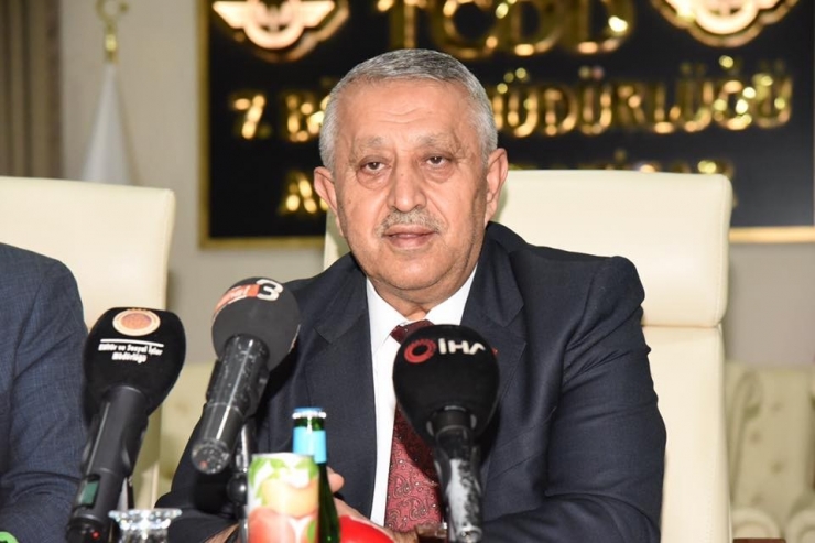 Afyonkarahisar’da Afray Banliyö Hattı Proje Sözleşmesi İmzalandı