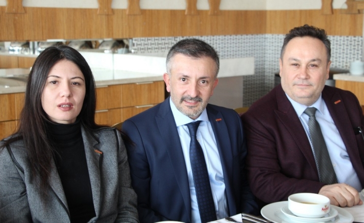 Şahin: “Hac İle İlgili Herhangi Bir Tasarruf Yok, Aynı Şekilde Devam Edecek”