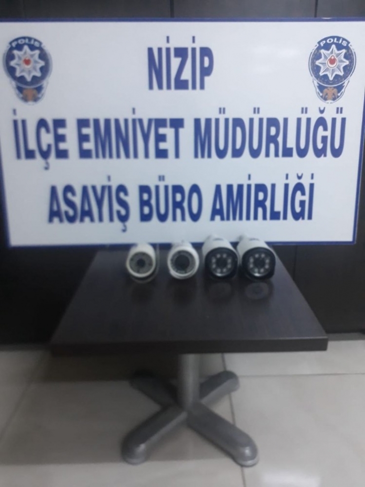 Güvenlik Kamerası Hırsızı Yakalandı