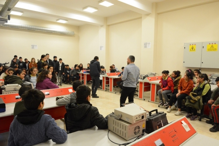 Düzce Üniversitesi Düzceli Öğrencileri Ağırladı