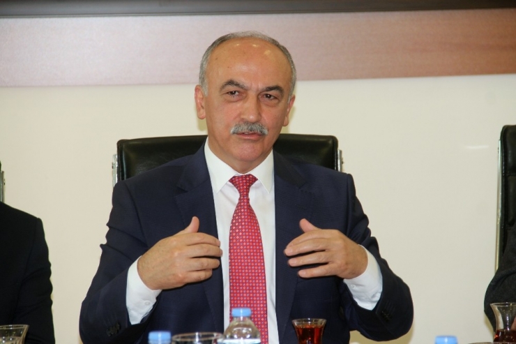 Giresun Üniversitesinde 6 Akademisyen Daha Profesör Oldu