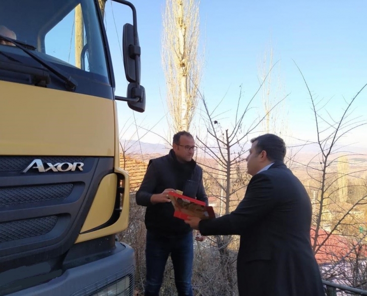 Hamamözü’nde Köy Yollarında Çalışmalar