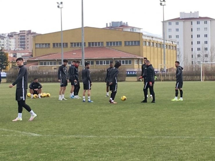 Kayserispor’da Göztepe Maçı Hazırlıkları Devam Ediyor