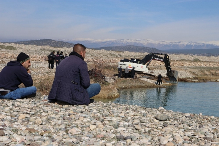 Çayda Kaybolan Baba Ve Oğlunu Arama Çalışmaları Sürüyor