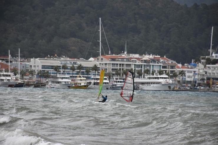 Lodosun Keyfini Sadece Onlar Çıkarıyor