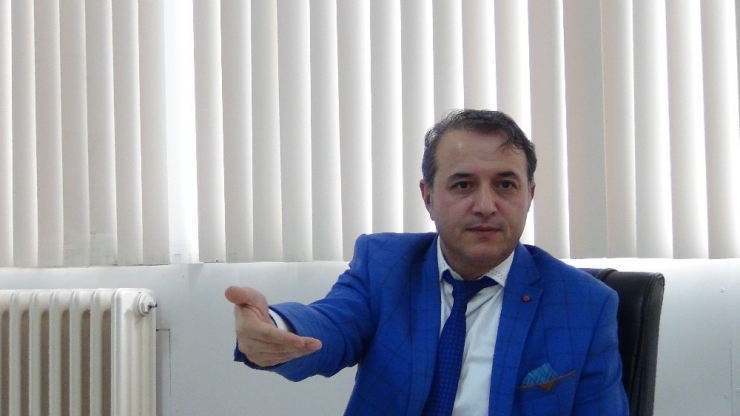 Prof. Dr. Tecer: “Sanayici Bindiği Dalı Kesiyor”