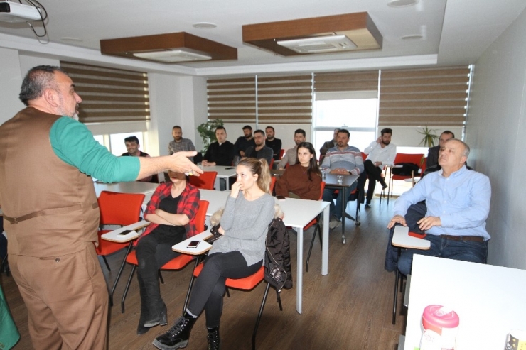 Tredaş Çalışanlarına Deprem Eğitimi Verdi