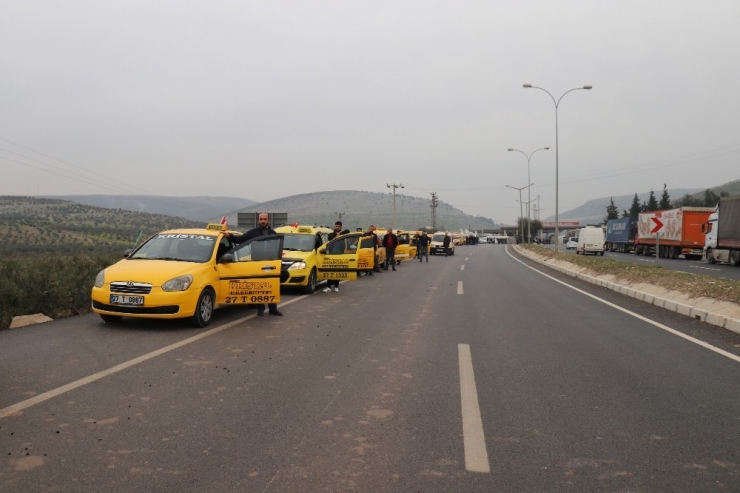 Taksicilerden Mehmetçiğe Destek