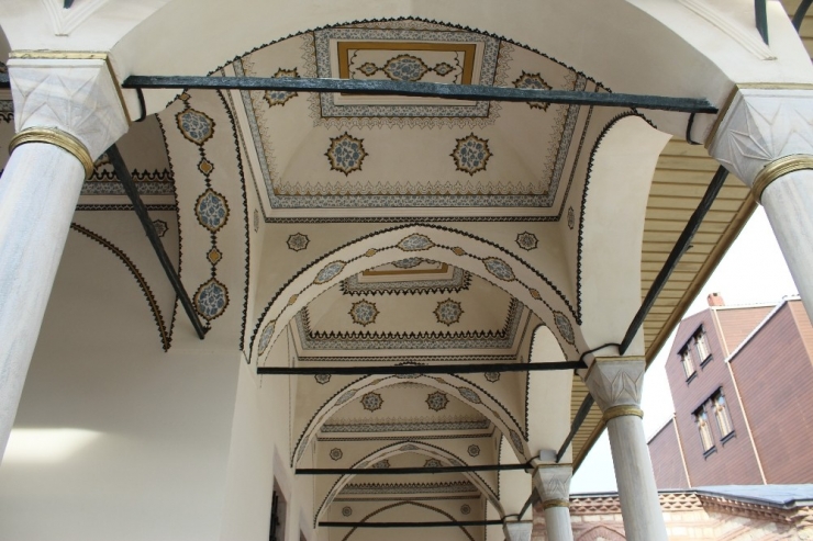 Restorasyonu Tamamlanan Damat İbrahim Paşa Camii Açıldı