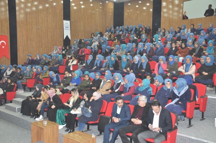 Akçakale’de Hızlı Okuma Ve Anlama Etkinliği