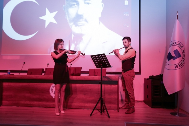 ’Mehmet Akif Ersoy’un Fikir Dünyası’