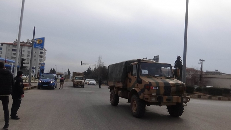 Kilis’ten İdlib’e Komando Sevkıyatı