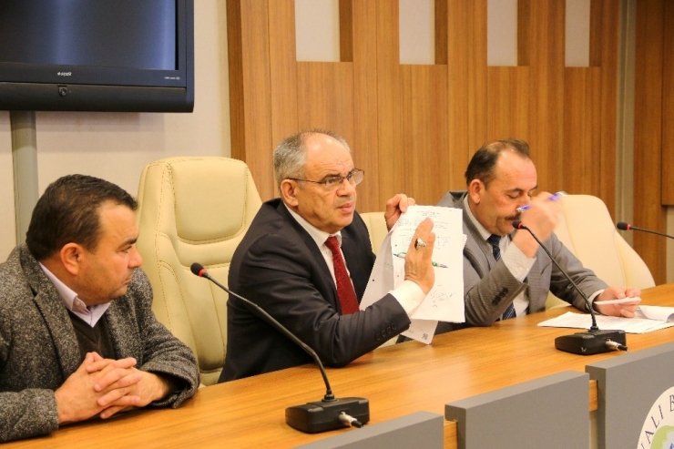 Başkan Öztürk, Ticari Taksicilerle Toplantı Düzenledi