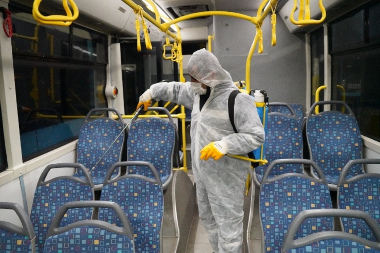 Diyarbakır’da Toplu Taşıma Araçları Salgın Hastalıklara Karşı Dezenfekte Edildi