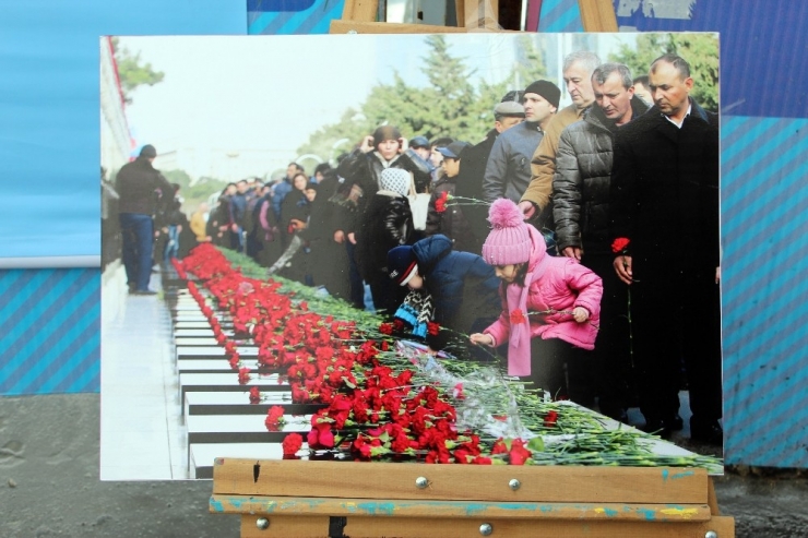 Hocalı Katliamında Hayatını Kaybedenler Anıldı