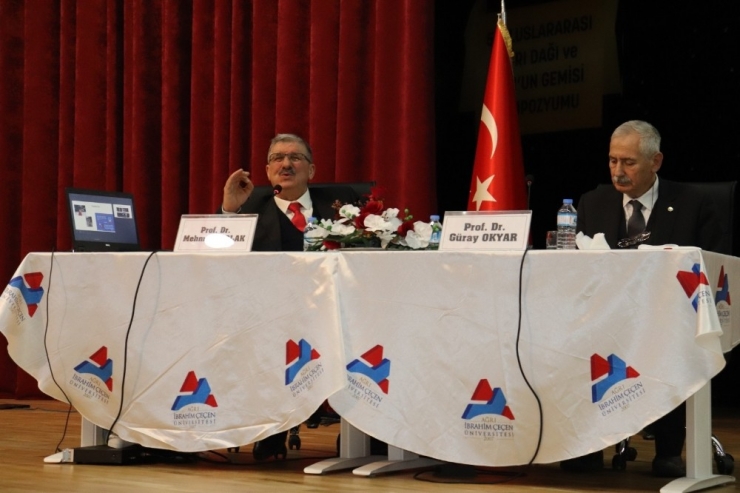 Prof. Dr. Parlak: "Koronavirüs Korkulacak Bir Hastalık Değildir"