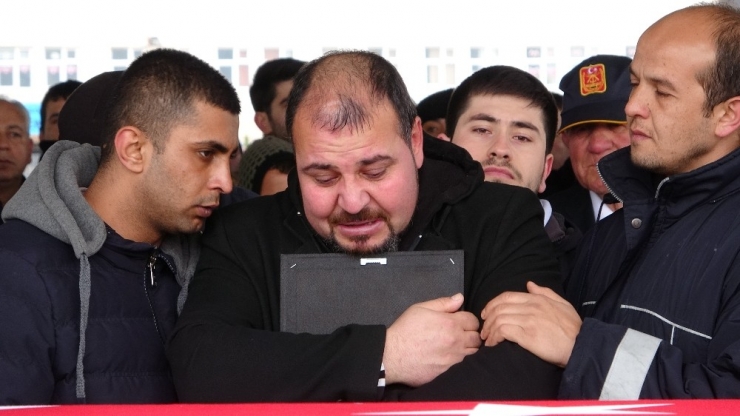 İdlib Şehidi Recep Bekir Son Yolculuğuna Uğurlandı