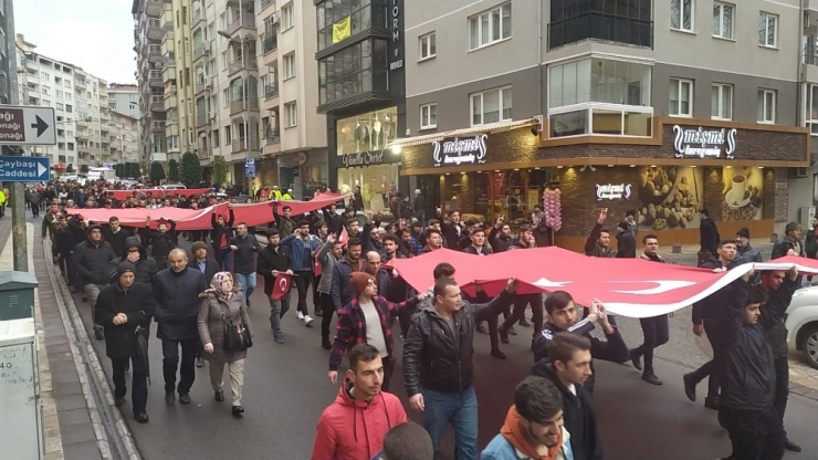 Denizli’de Şehitlere Saygı Yürüyüşü