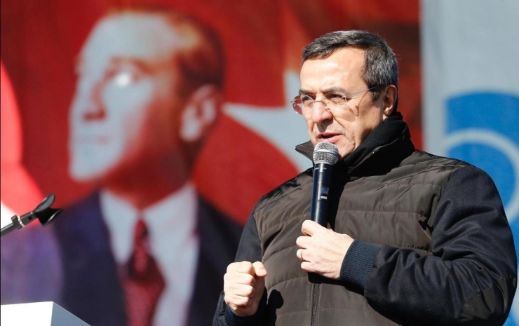 Konaklı İşçilerden Şehitlere Saygı Duruşu