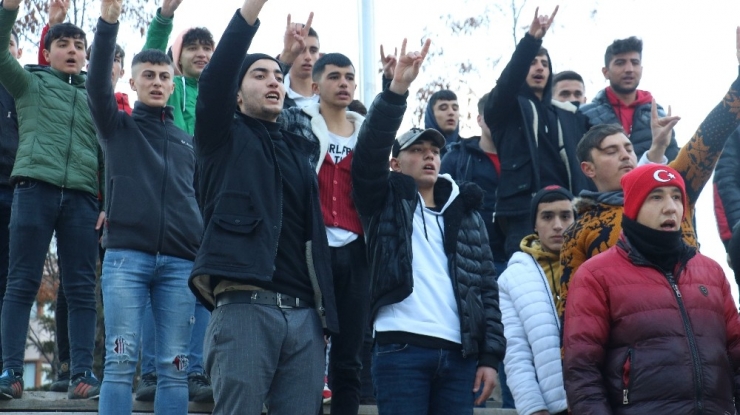 Sivaslılar İdlib Şehitleri İçin Yürüdü