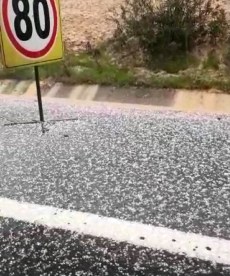 Adana’da Fındık Büyüklüğünde Dolu Yağdı