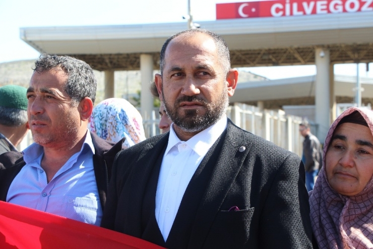 Sınırda Mehmetçiğe Destek