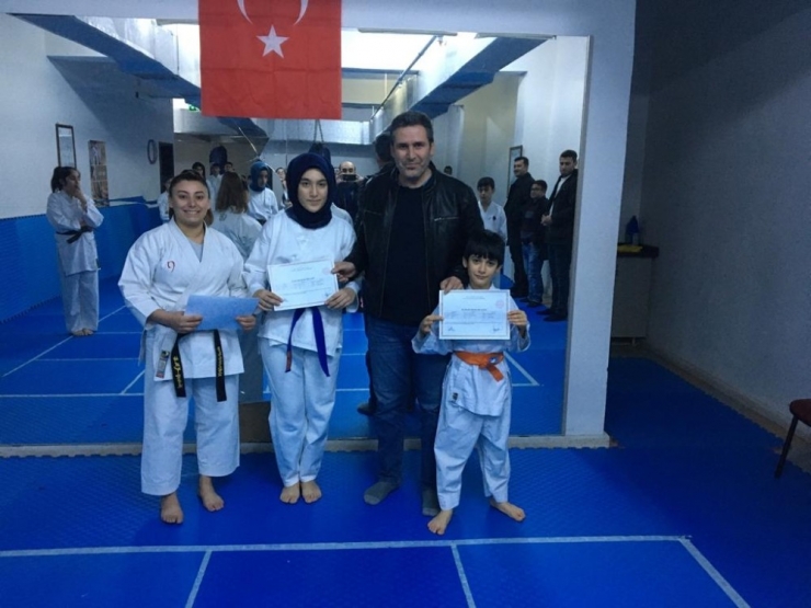 Sporcular Sertifikalarını Almaya Hak Kazandı