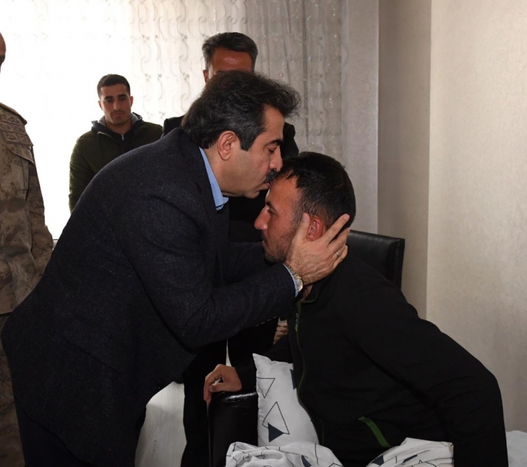 Vali Güzeloğlu’ndan İdlib Gazisine Ziyaret