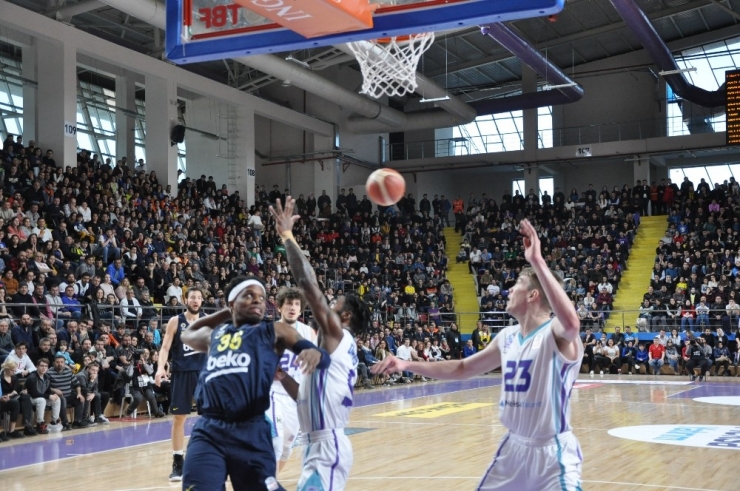 Ing Basketbol Süper Ligi: Afyon Belediyespor: 62 - Fenerbahçe Beko: 64