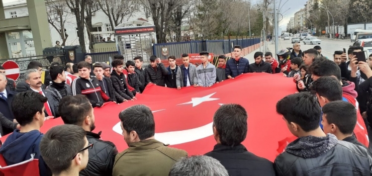 İdlib Şehitleri İçin Yürüyüş Ve Konvoy