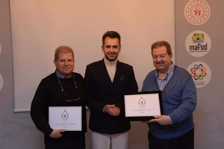 İki Fotoğraf Sanatçısı Fotoğraf Kafe’de Sunum Yaptı