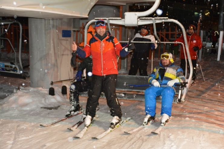 Sarıkamış’ta Gece Kayağı