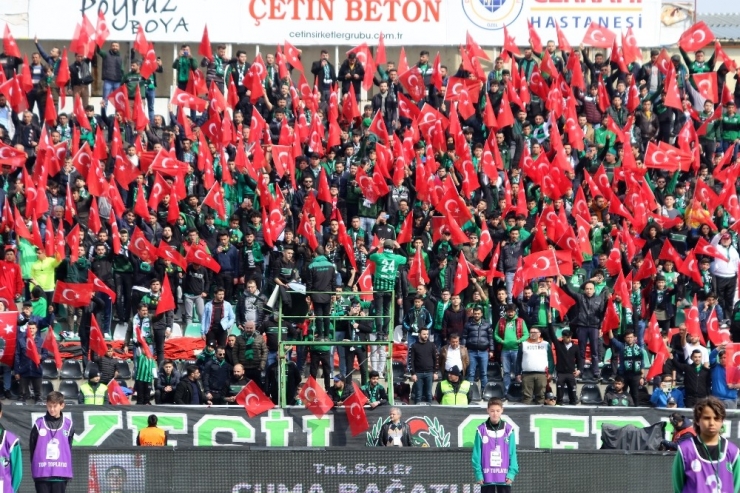 Süper Lig: Denizlispor: 1 - Yeni Malatyaspor: 0 (İlk Yarı)