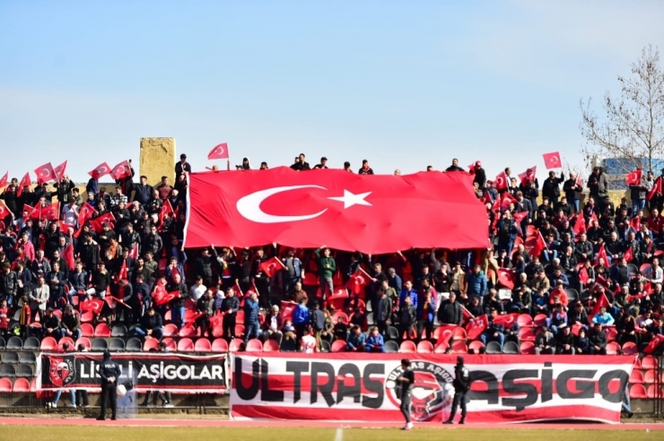 Tff 2. Lig: Uşakspor: 3 - Kastamonuspor: 1