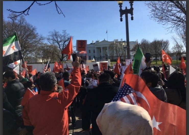 Beyaz Saray Önünde, İdlib Şehitlerini Anma Töreni