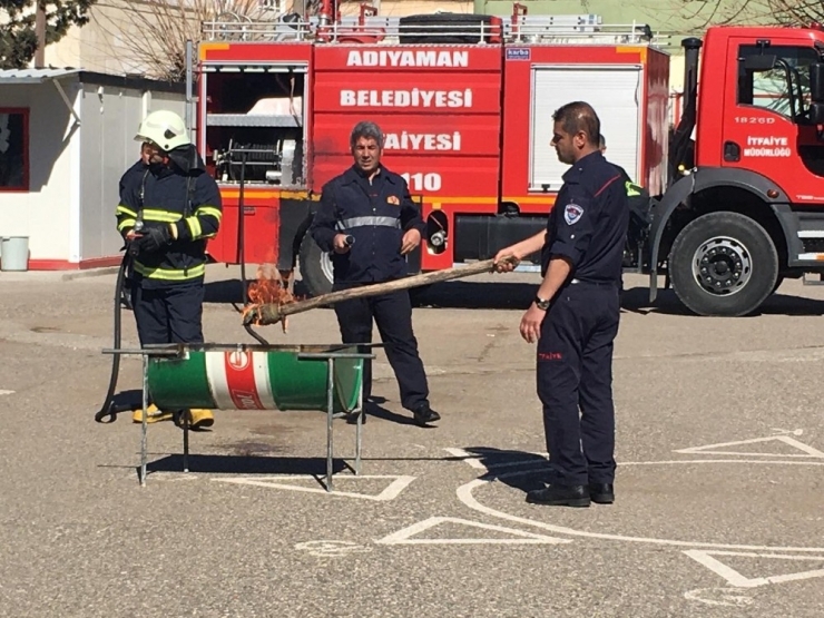 İtfaiye Ekipleri Okullarda Tatbikata Devam Ediyor