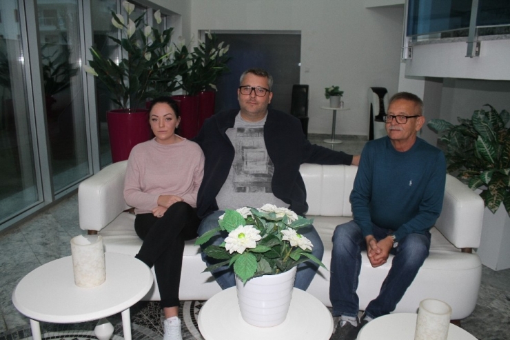 Yerleşik İsveçli Ailenin Hasta Bebeğinin Bakım Masrafına Bakanlık Desteği