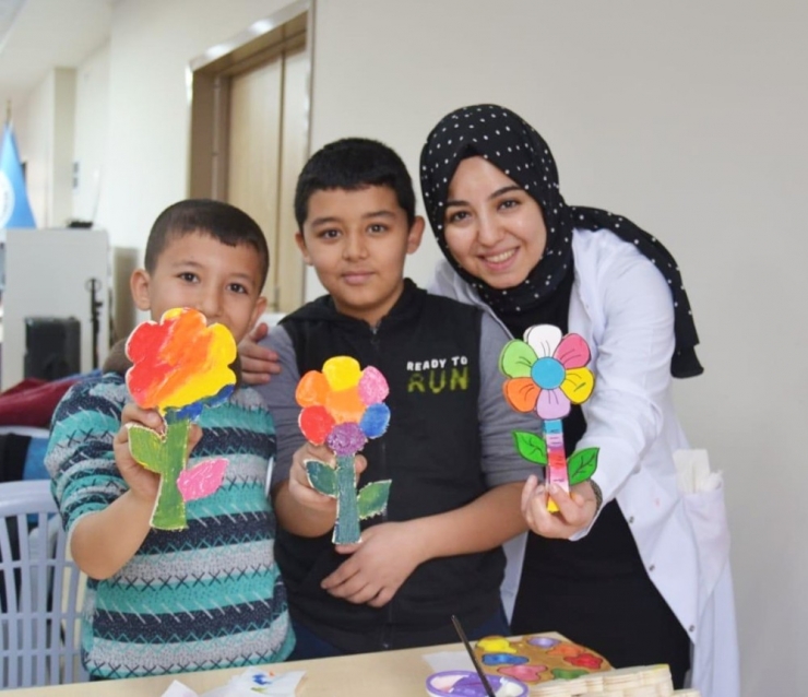 Depremzede Çocuklara Etkinlik