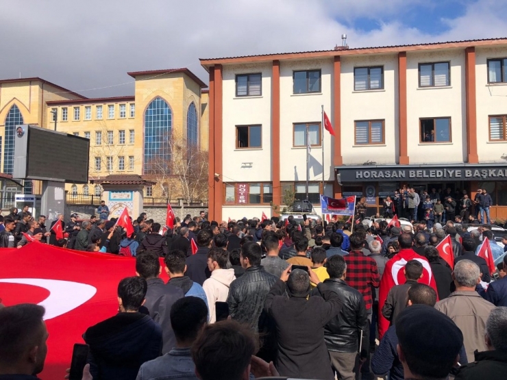 Horasan’da Vatandaşlar, İdlib Şehitleri İçin Yürüdü