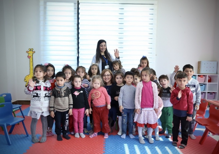 Başkan Şahin’den Beykent Gasmek Fatih Sultan Mehmet Eğitim Akademisi’ne Ziyaret