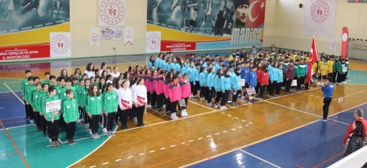 Manisa’da Anadolu Yıldızlar Ligi Hentbol Çeyrek Final Müsabakaları