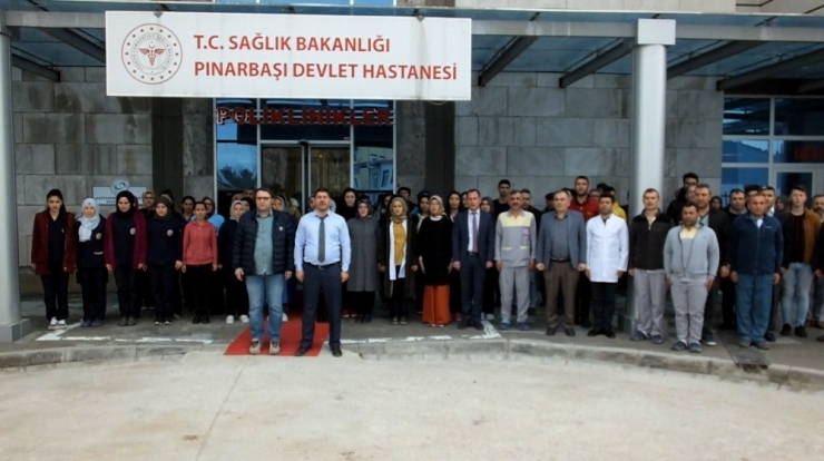 Mehmetçiğe Destek İçin Mesaiye İstiklal Marşı İle Başladılar