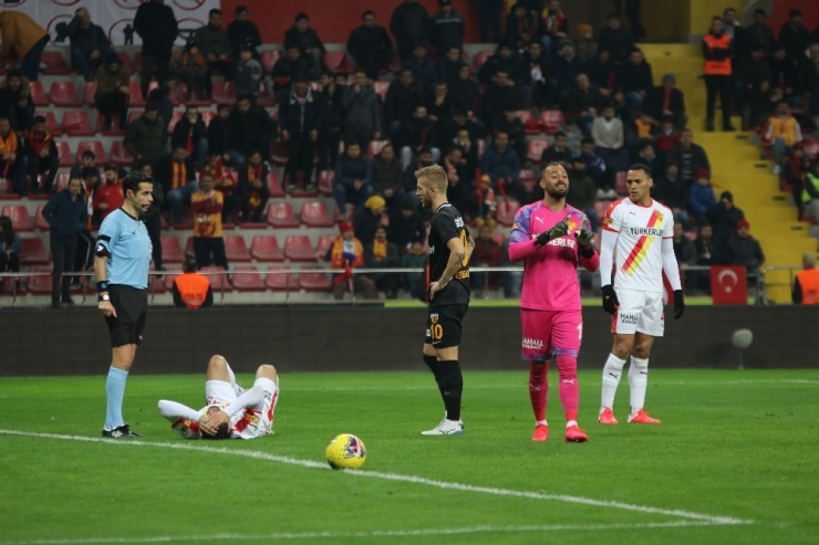 Süper Lig: Kayserispor: 1 - Göztepe: 0 (Maç Sonucu)