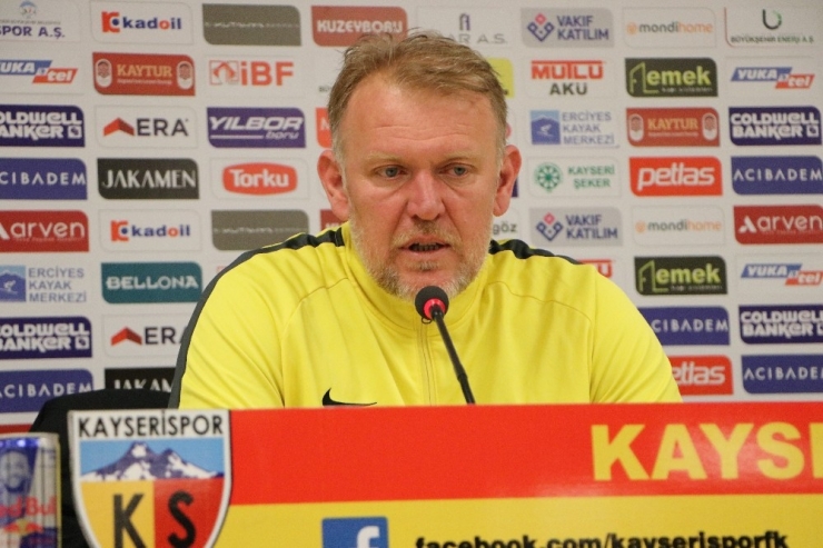 Prosinecki: “Bu 3 Puanla Ligde Kalma Adına İyi Bir İş Yaptık”